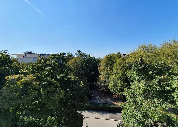 Matic Tour As By Ljubljanica River *